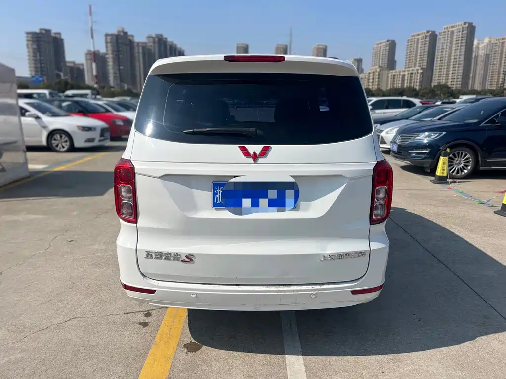 Wuling Hongguang 2019 — фото 6