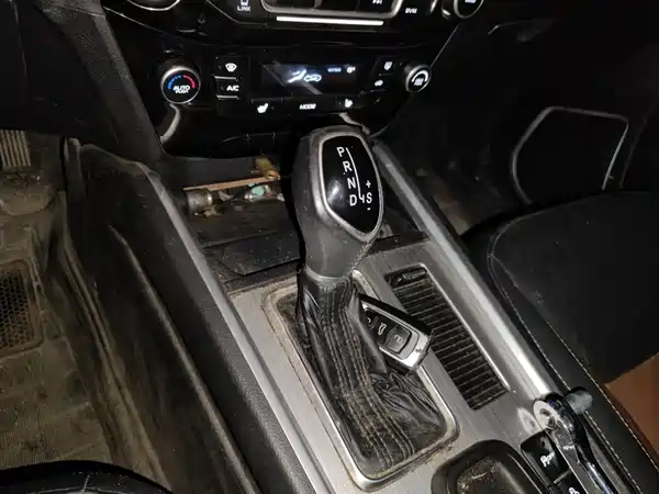Geely Vision X6 2016