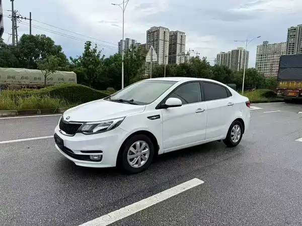 Kia K2 2015