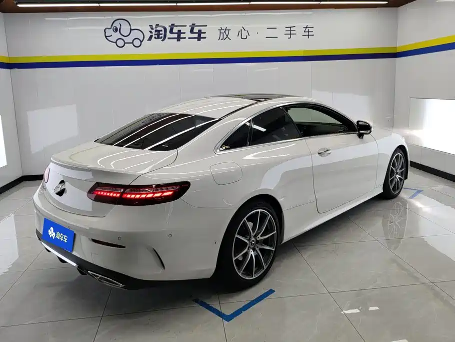 Mercedes-Benz E-Class 2021
