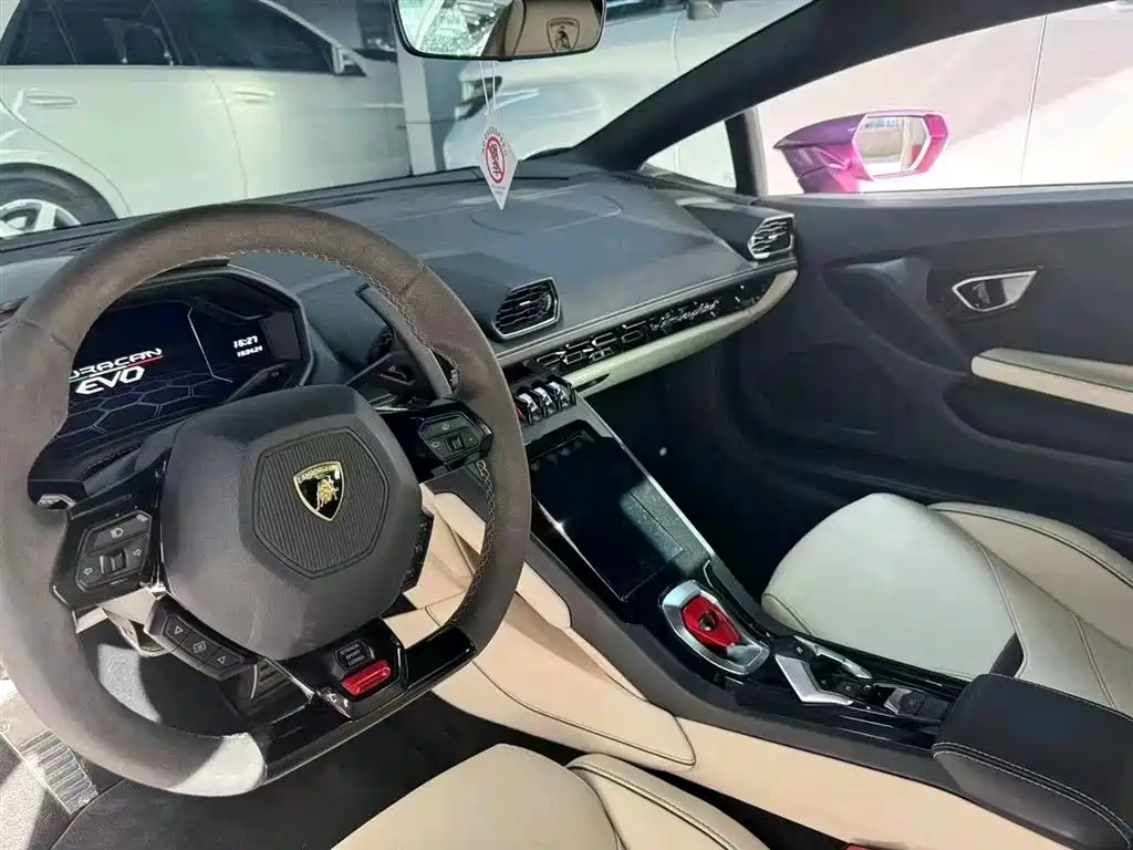 Lamborghini Huracán 2020 — фото 7