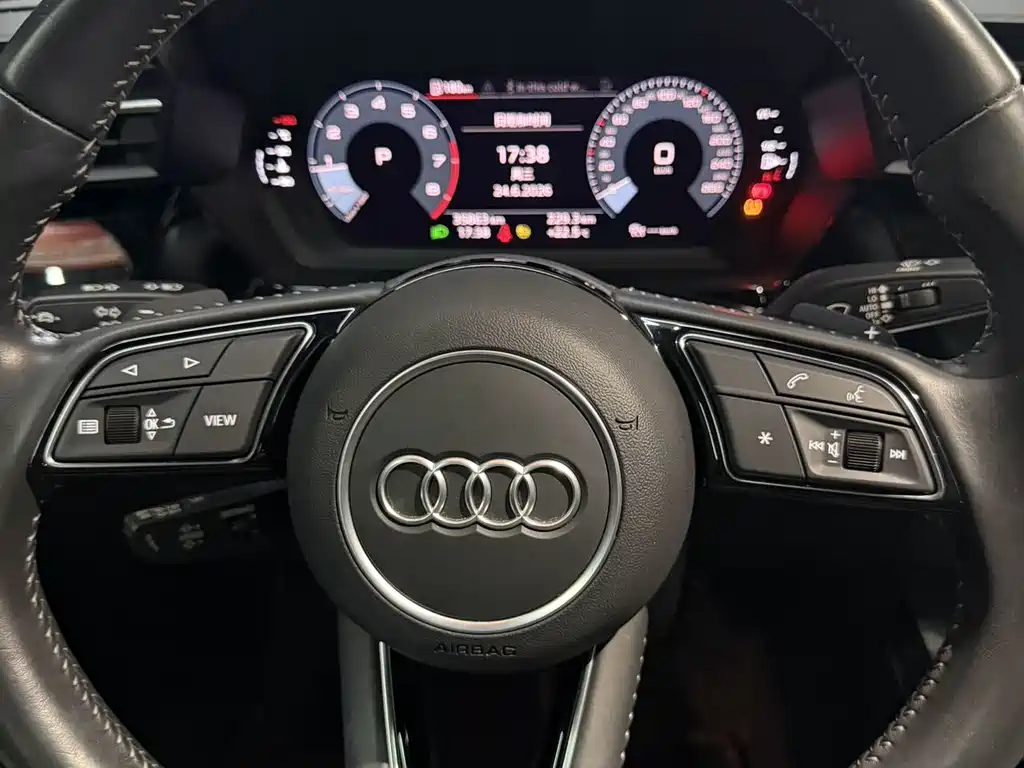Audi A3 2022 — фото 15