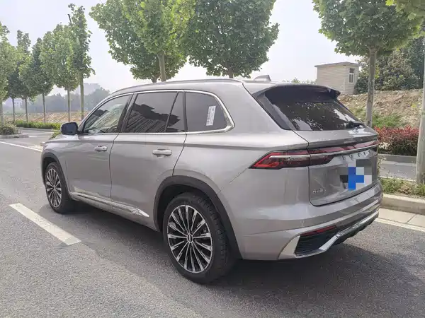 Geely Xingyue L 2025