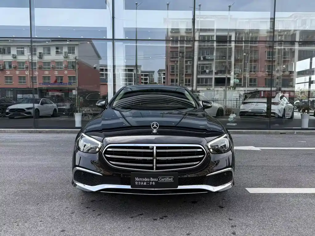 Mercedes-Benz E-Class 2022 — фото 2
