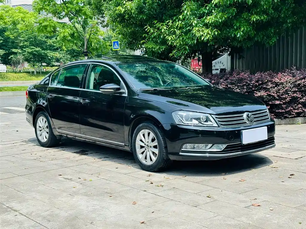Volkswagen Magotan 2013