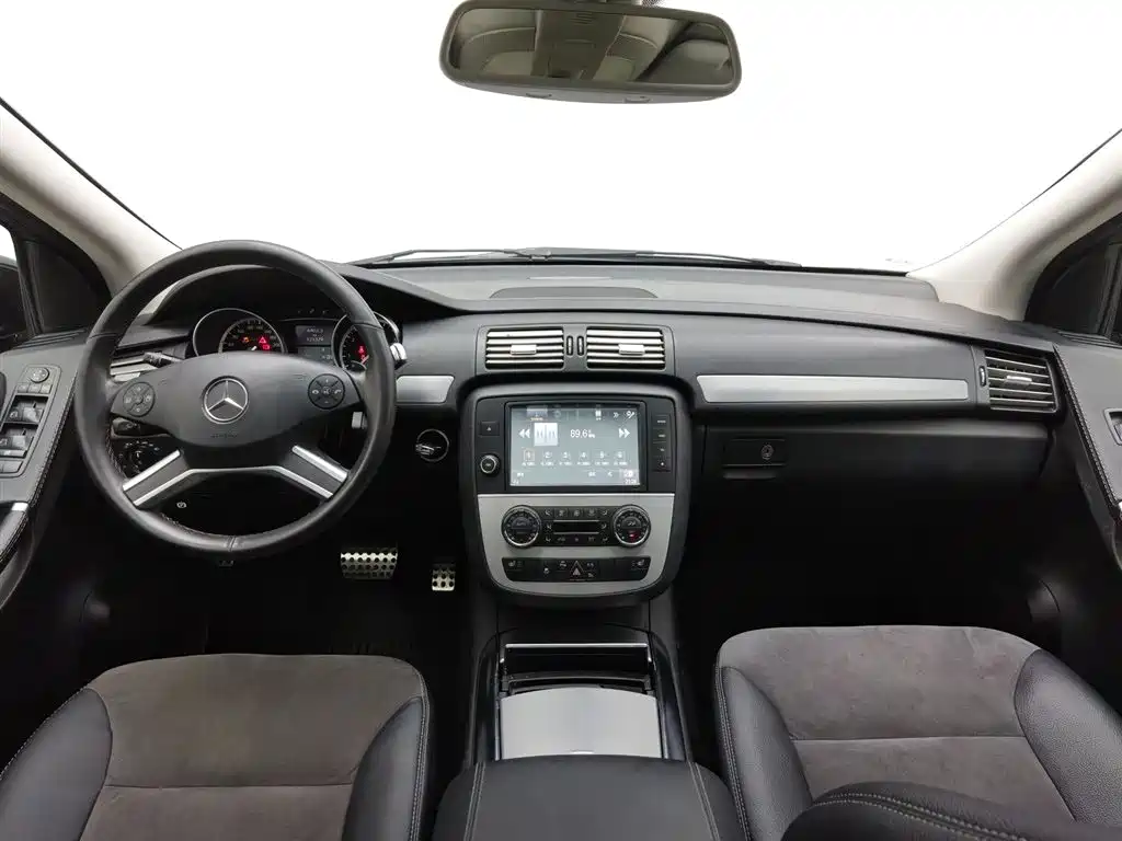 Mercedes-Benz R-Class 2016 — фото 25