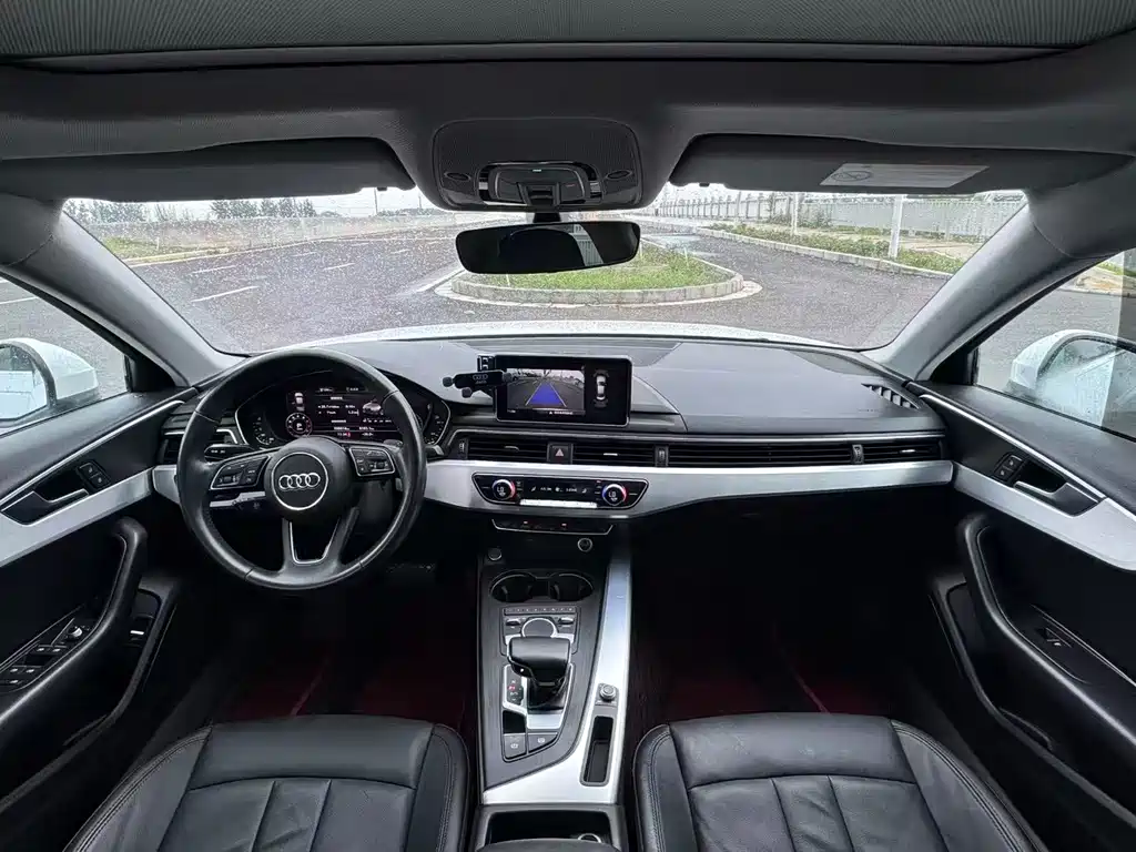 Audi A4L 2019