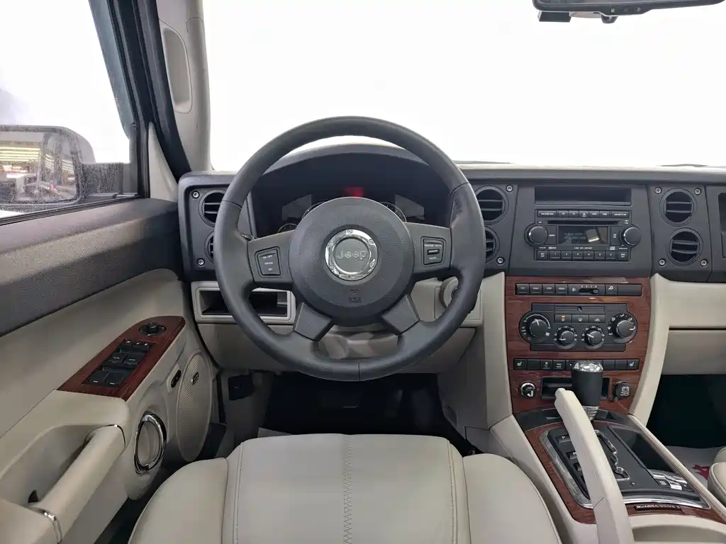 Jeep Commander Classic 2007 — фото 28