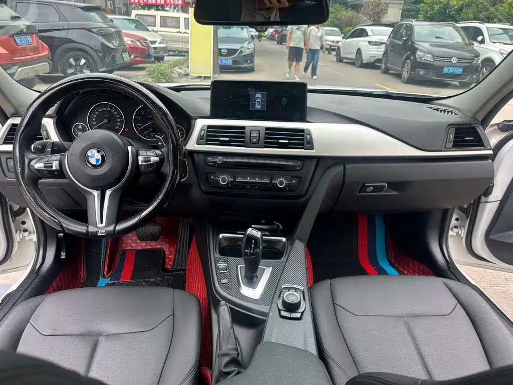 BMW 3 Series 2015 — фото 12