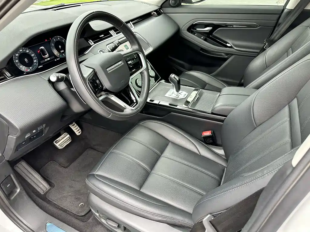 Land Rover Evoque 2023 — фото 11