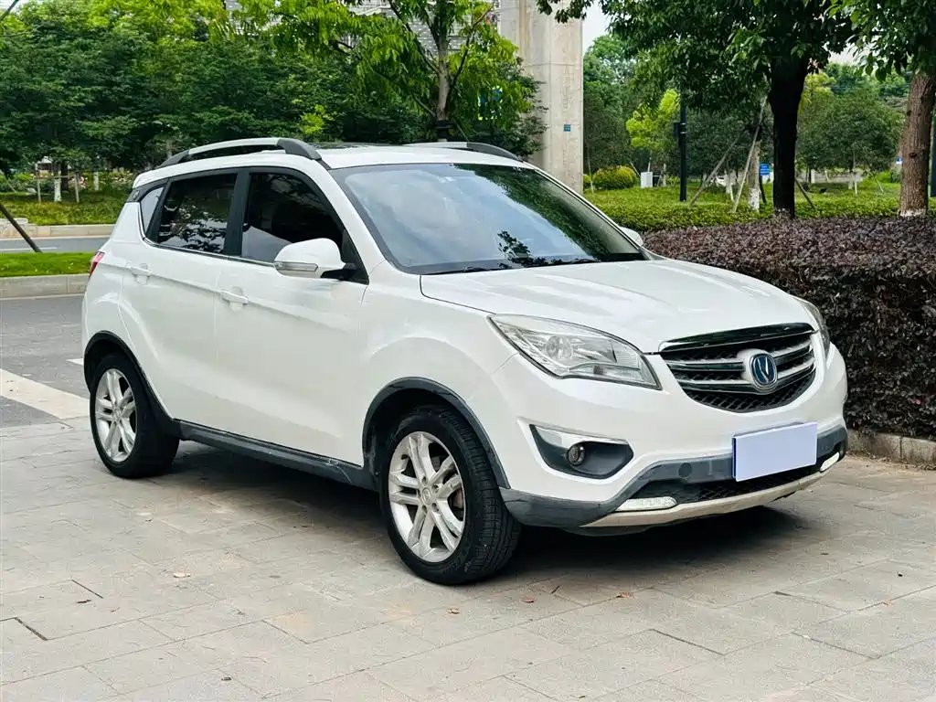 Changan CS35 2016 — фото 3