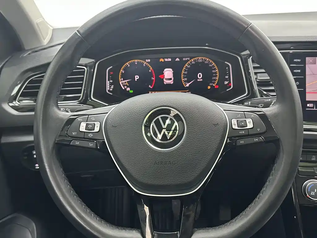 Volkswagen T-Roc 2022 — фото 12