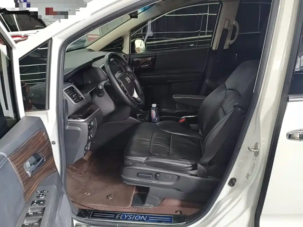 Honda Odyssey 2019 — фото 15