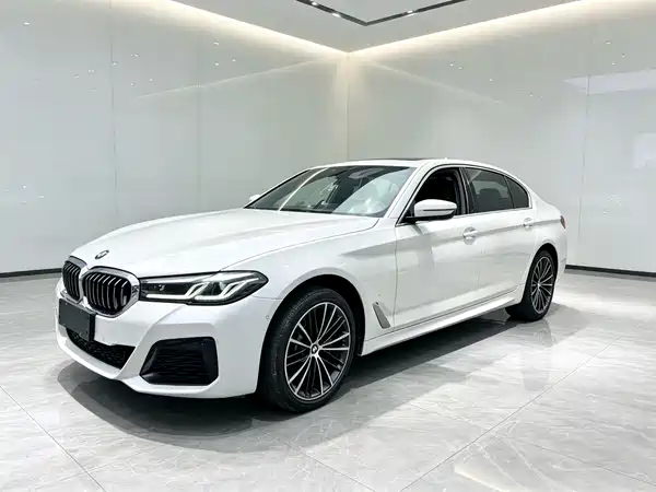 BMW 5 Series 2023