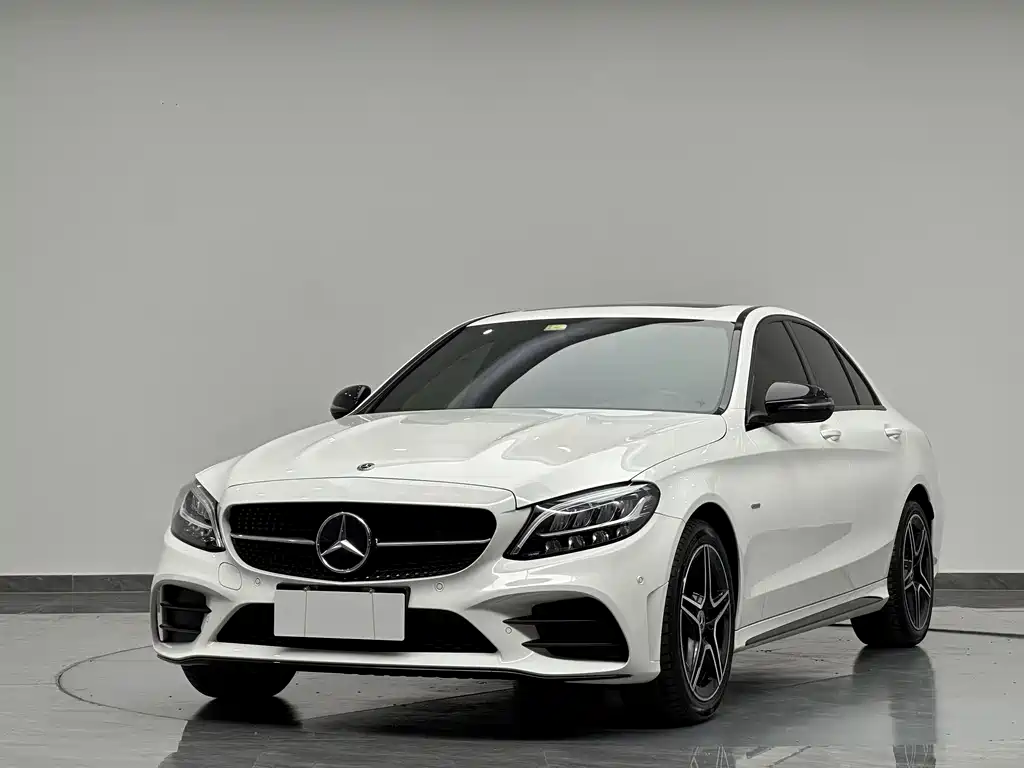 Mercedes-Benz C-Class 2021