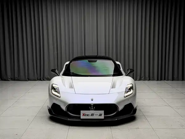 Maserati MC20 2022