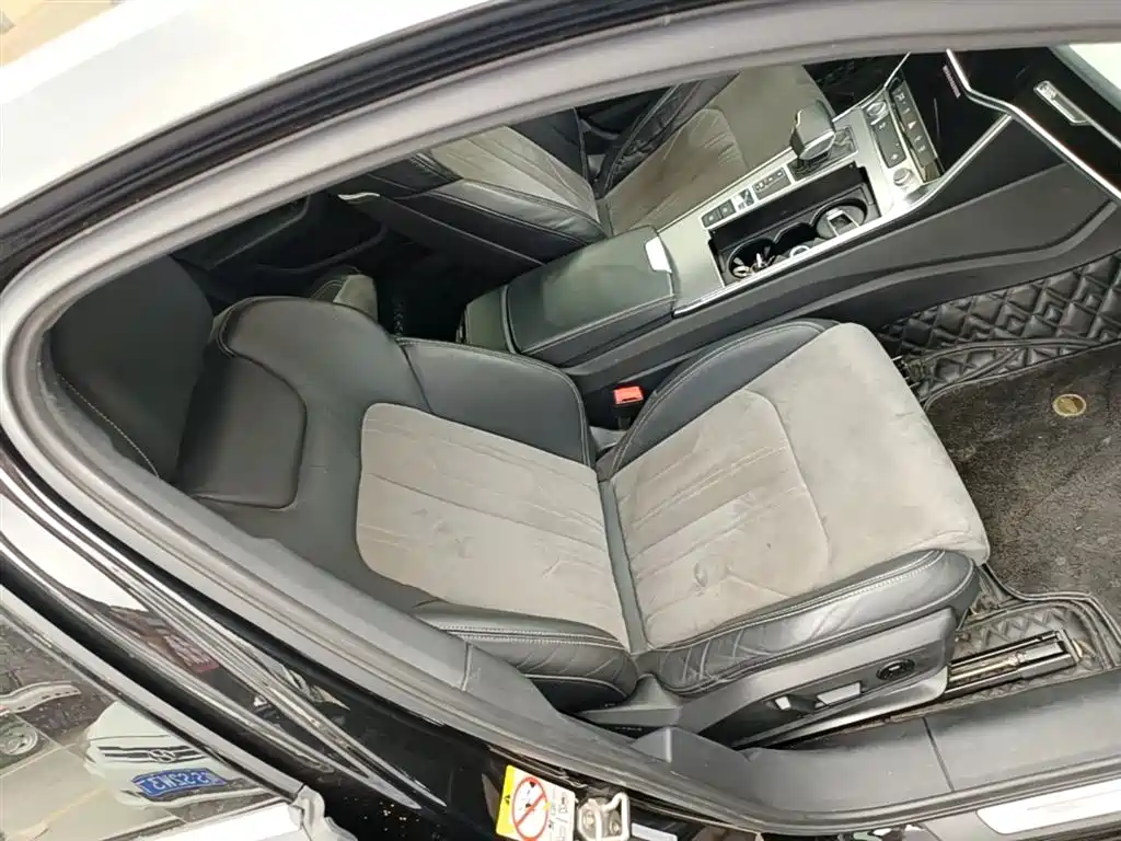 Audi A6L 2020 — фото 25