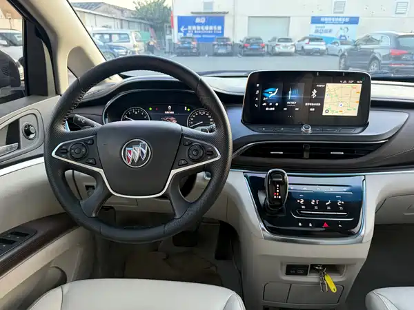 Buick GL8 2020