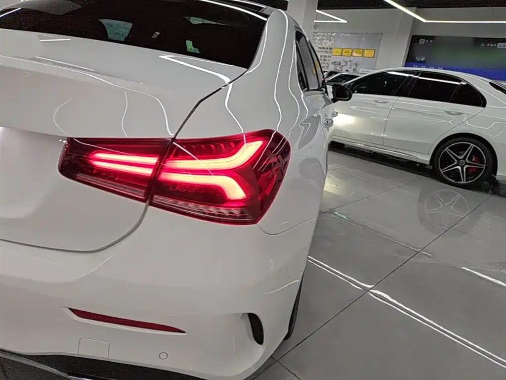 Mercedes-Benz A-Class 2021 — фото 8