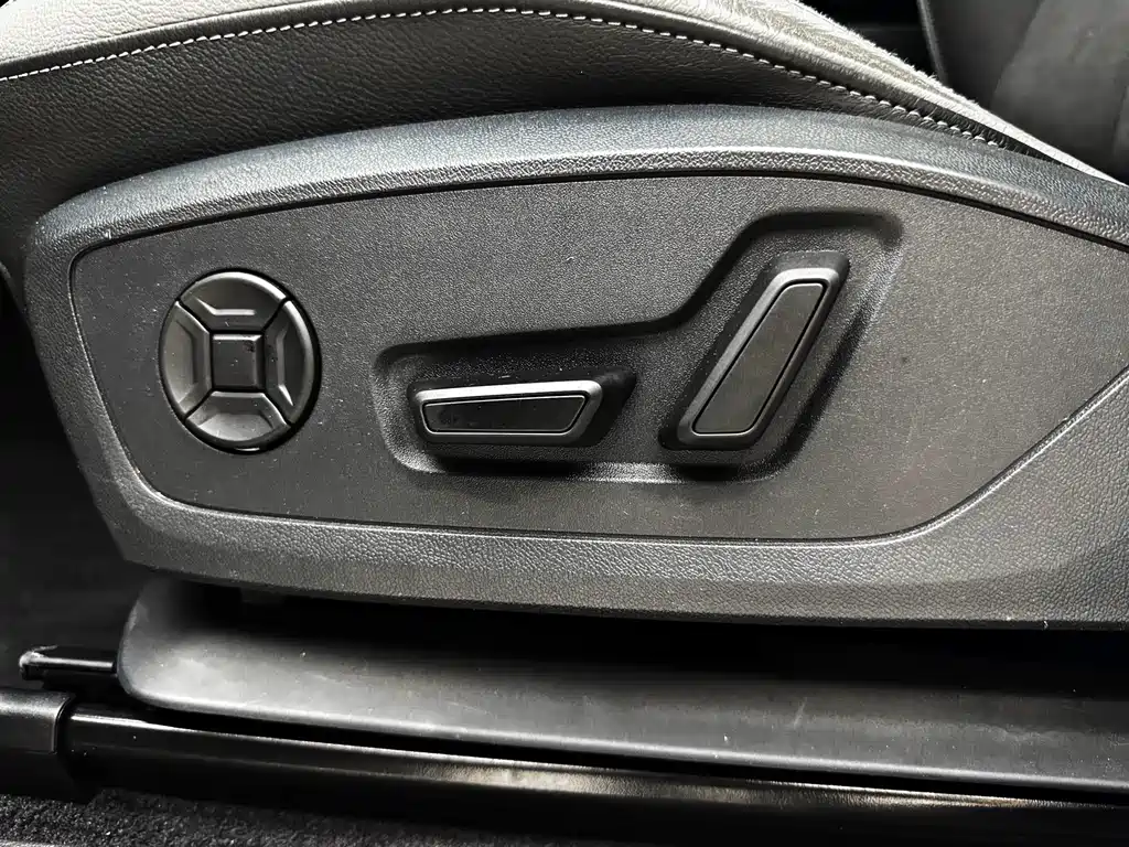 Audi Q3 2022 — фото 13