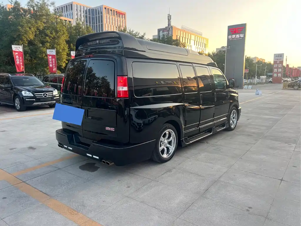 GMC Savana 2014
