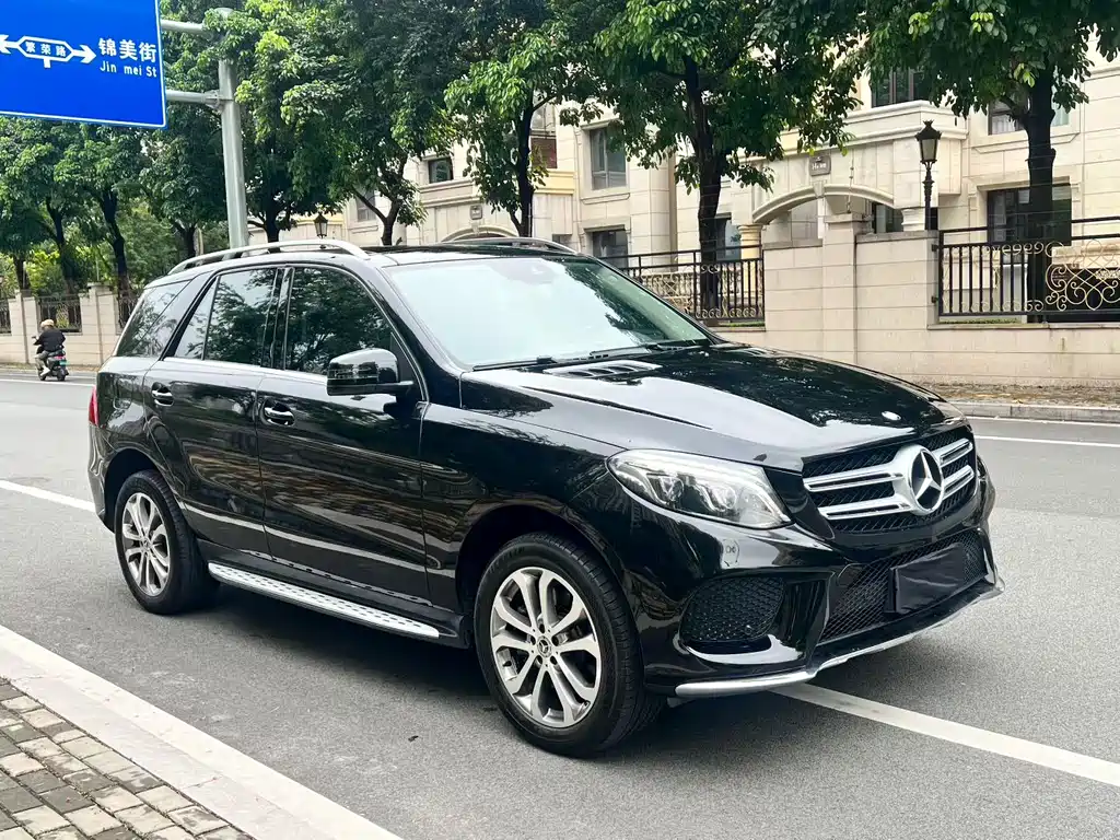 Mercedes-Benz GLE 2016 — фото 3