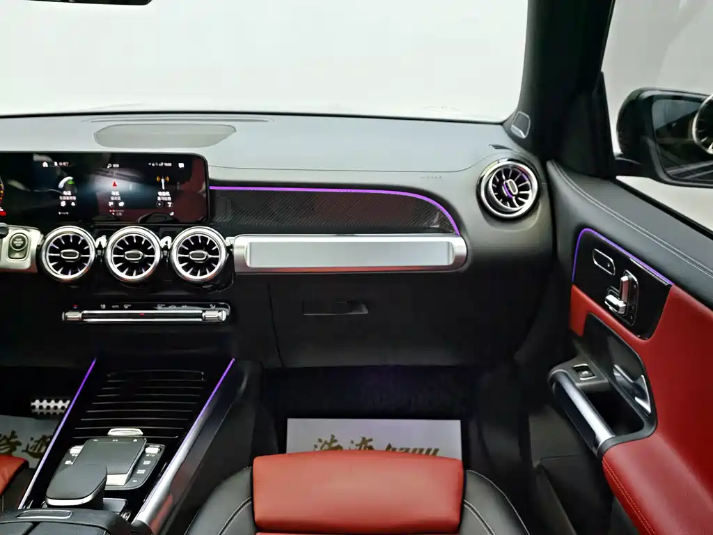 Mercedes-Benz GLB AMG 2023 — фото 22