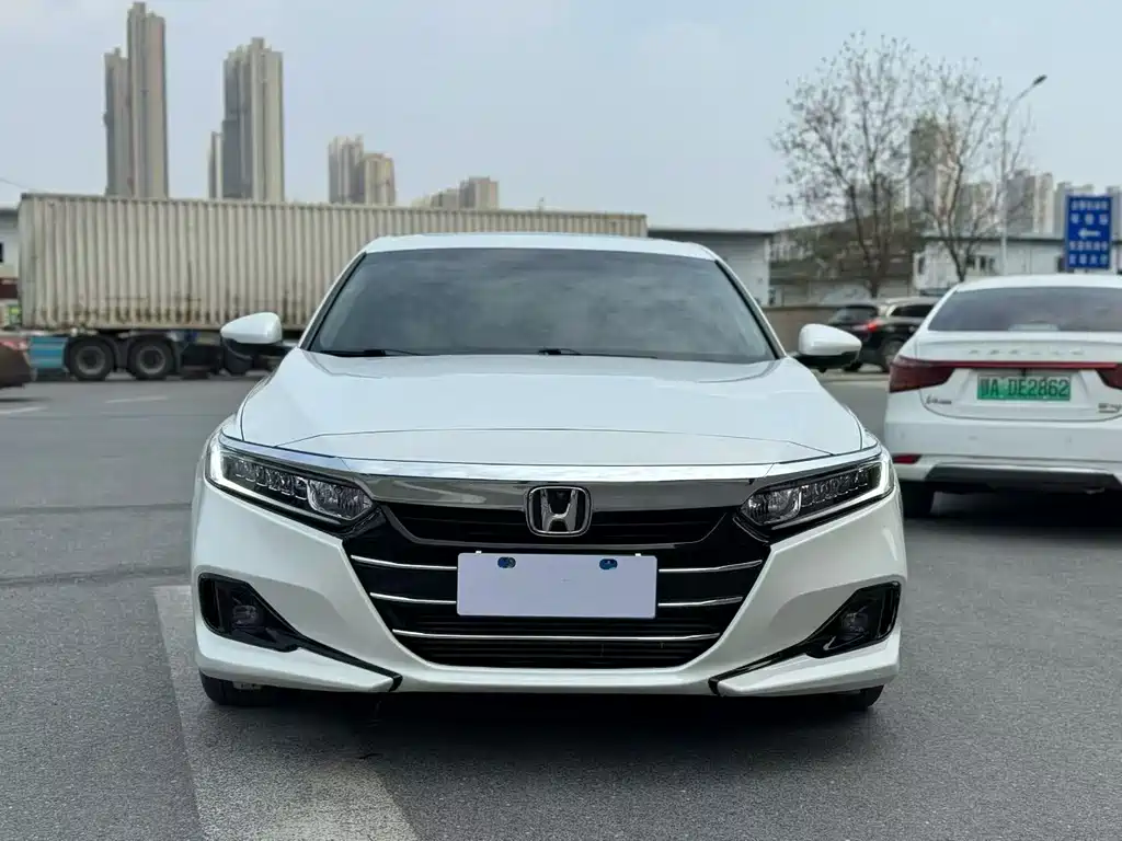 Honda Accord 2022 — фото 2