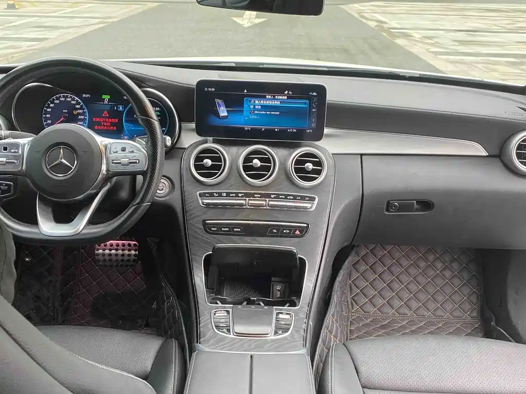 Mercedes-Benz C-Class 2021
