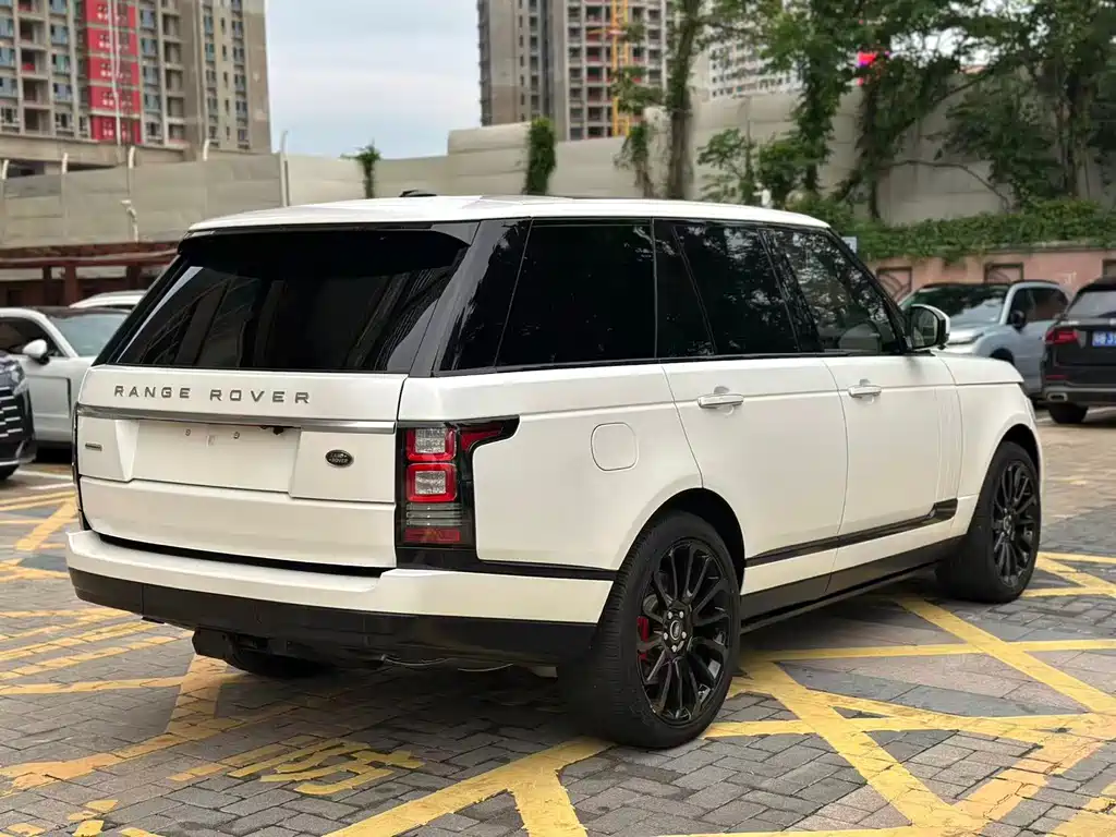 Land Rover Range Rover 2014 — фото 11