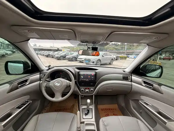 Subaru Forester 2010