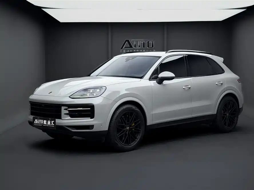 Porsche Cayenne 2025