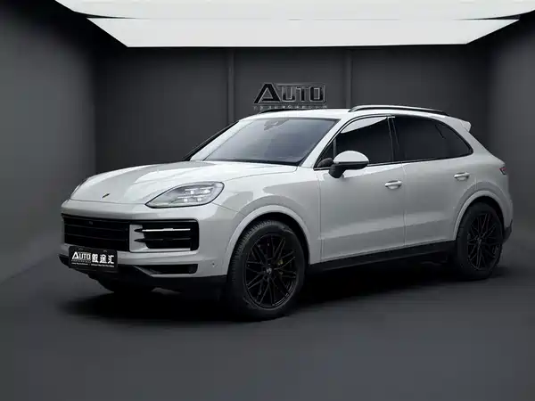 Porsche Cayenne 2025