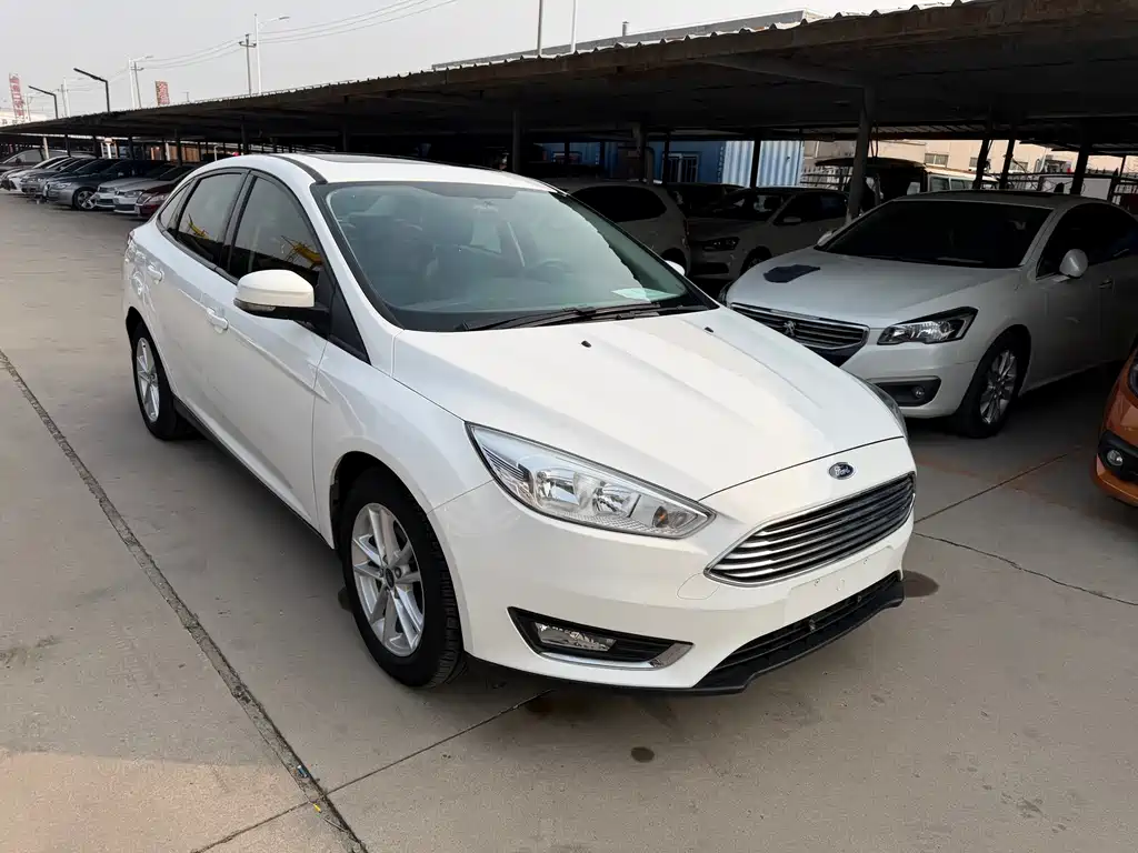 Ford Focus 2016 — фото 3