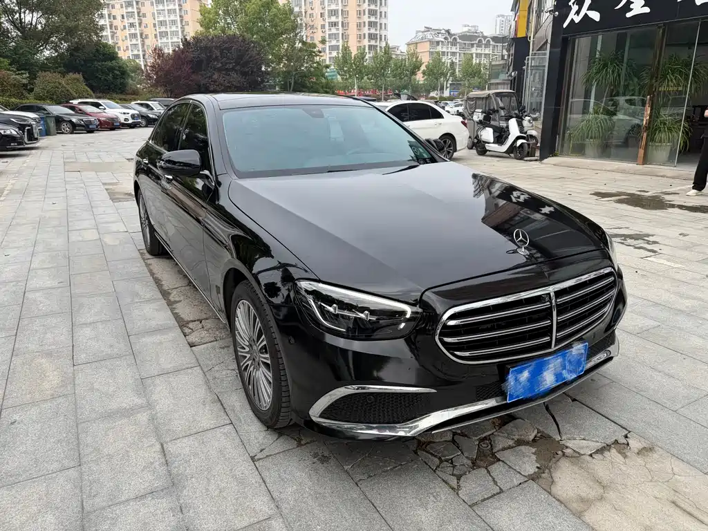 Mercedes-Benz E-Class 2021 — фото 3