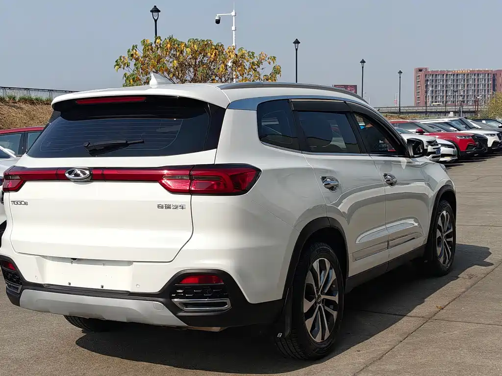 Chery Tiggo 8 2018 — фото 22