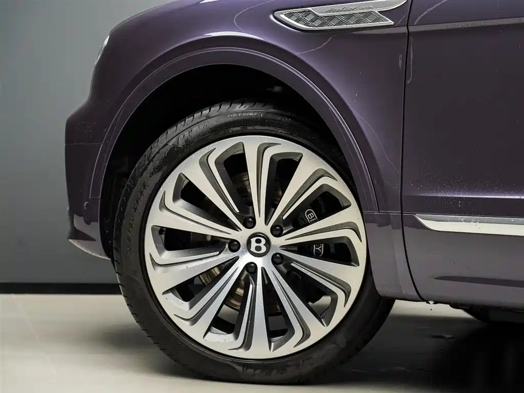 Bentley Bentayga 2025