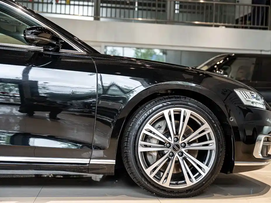 Audi A8 2021