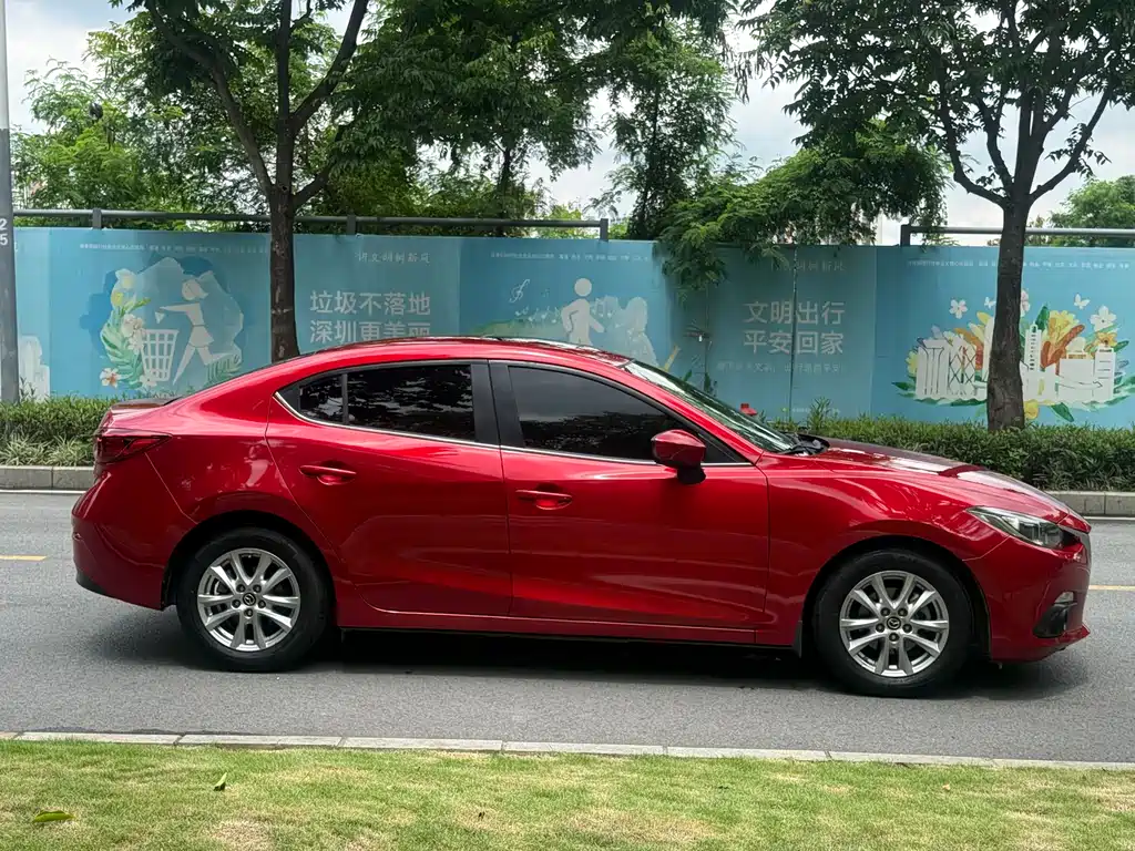 Mazda 3 Axela 2015 — фото 4
