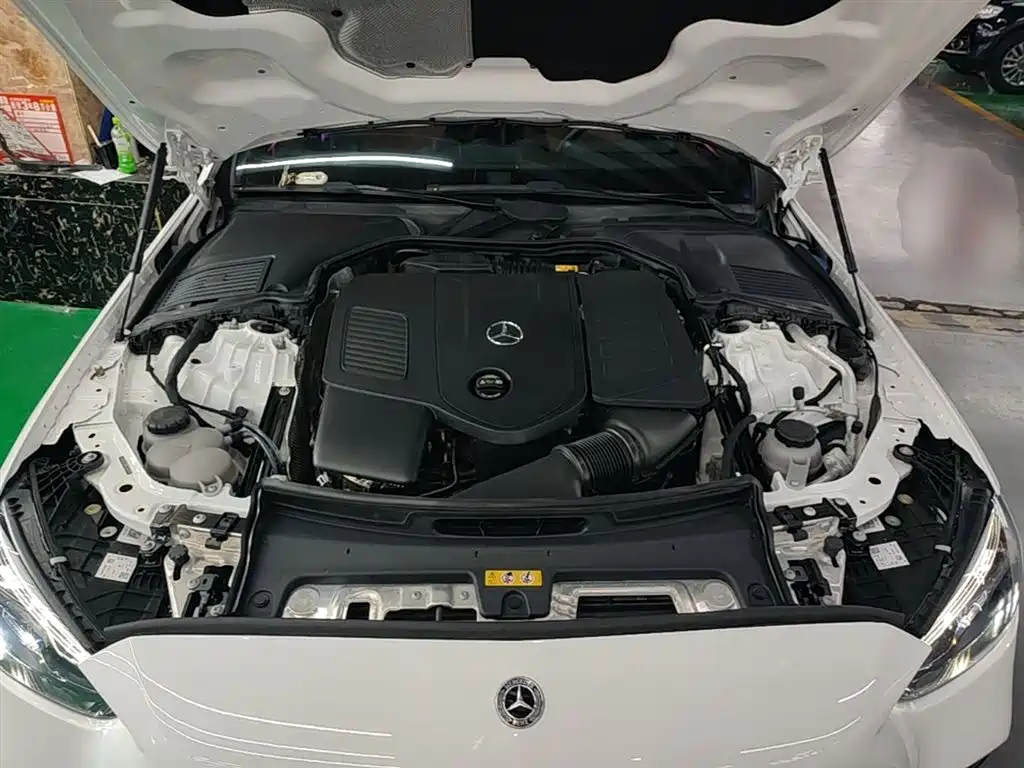 Mercedes-Benz C-Class 2023 — фото 20