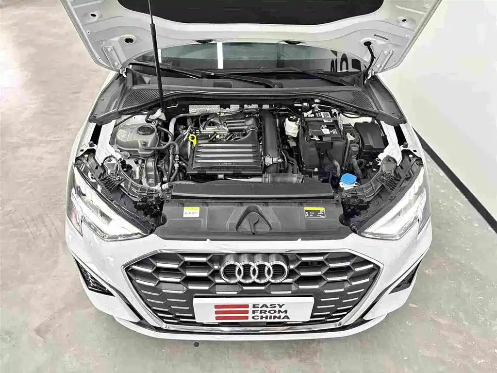 Audi A3 2023 — фото 19