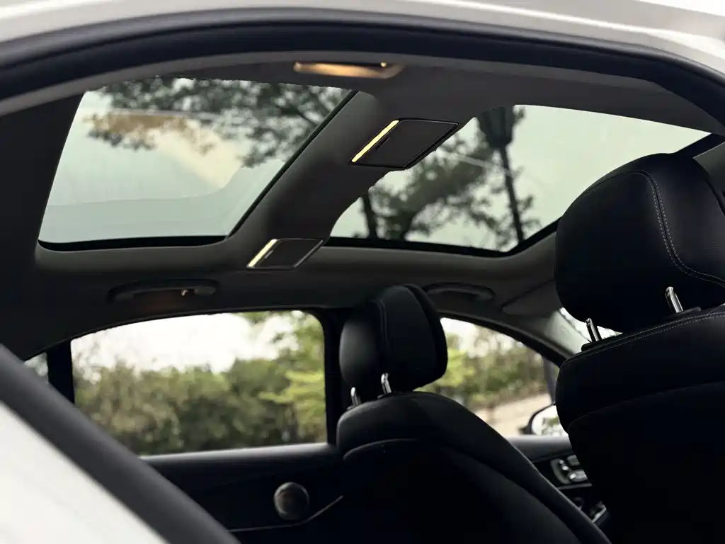 Mercedes-Benz C-Class 2020 — фото 18