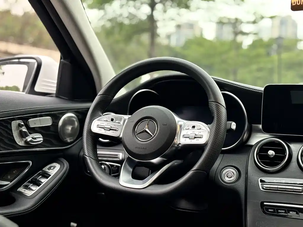 Mercedes-Benz C-Class 2020 — фото 6