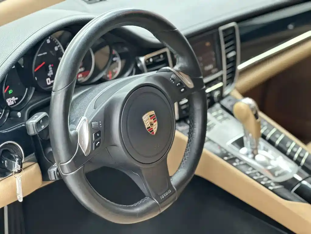 Porsche Panamera 2013 — фото 12