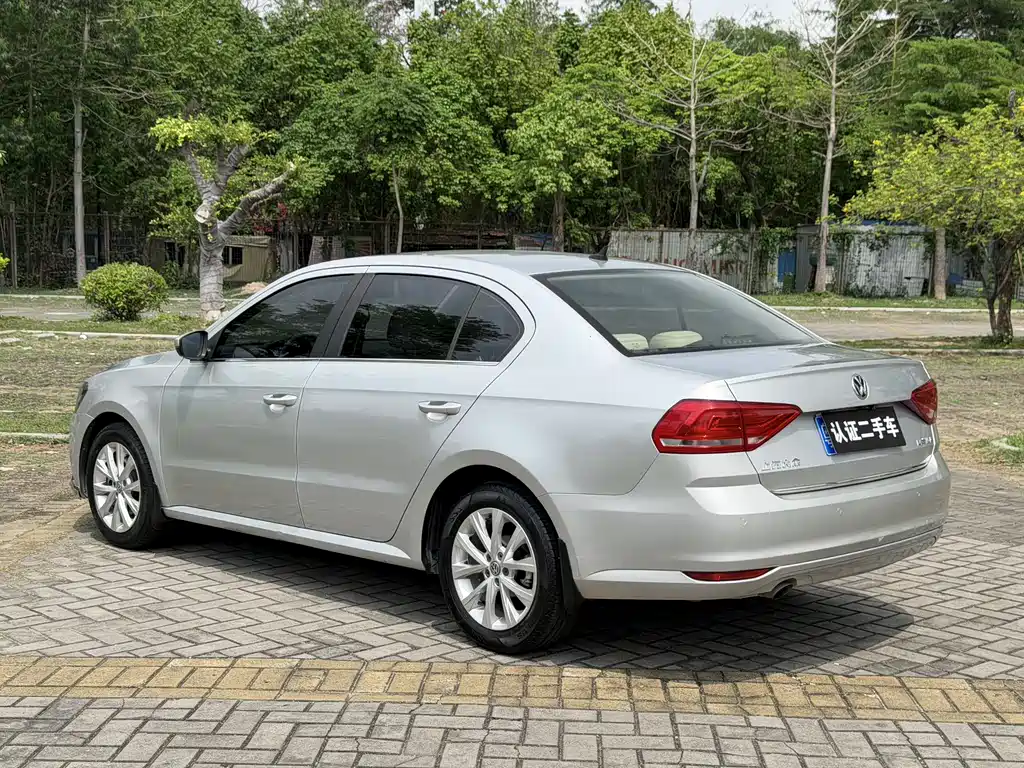 Volkswagen Lavida 2017 — фото 14