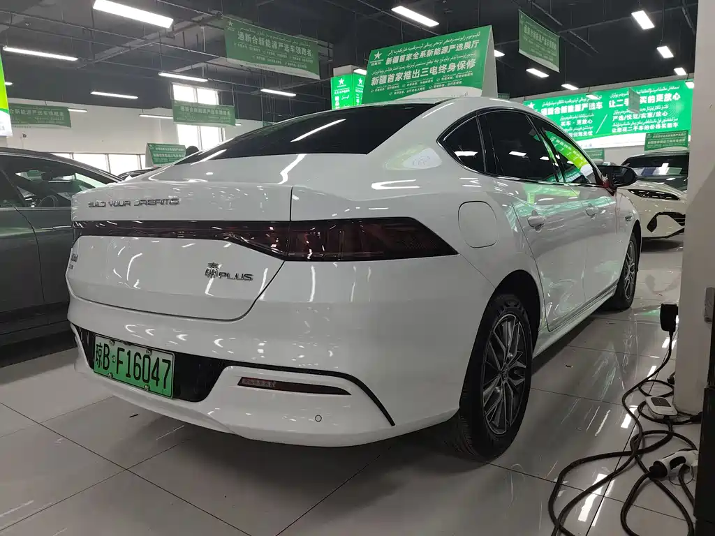 BYD Qin PLUS 2023 — фото 9