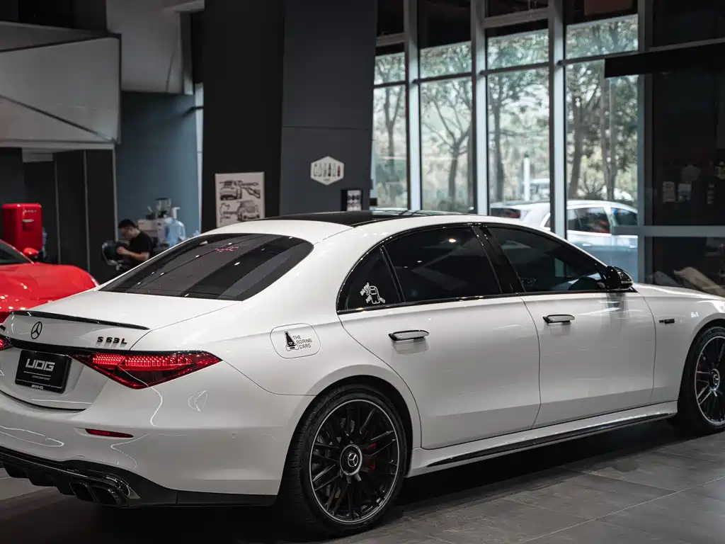 Mercedes-Benz S-Class AMG New Energy 2025 — фото 13