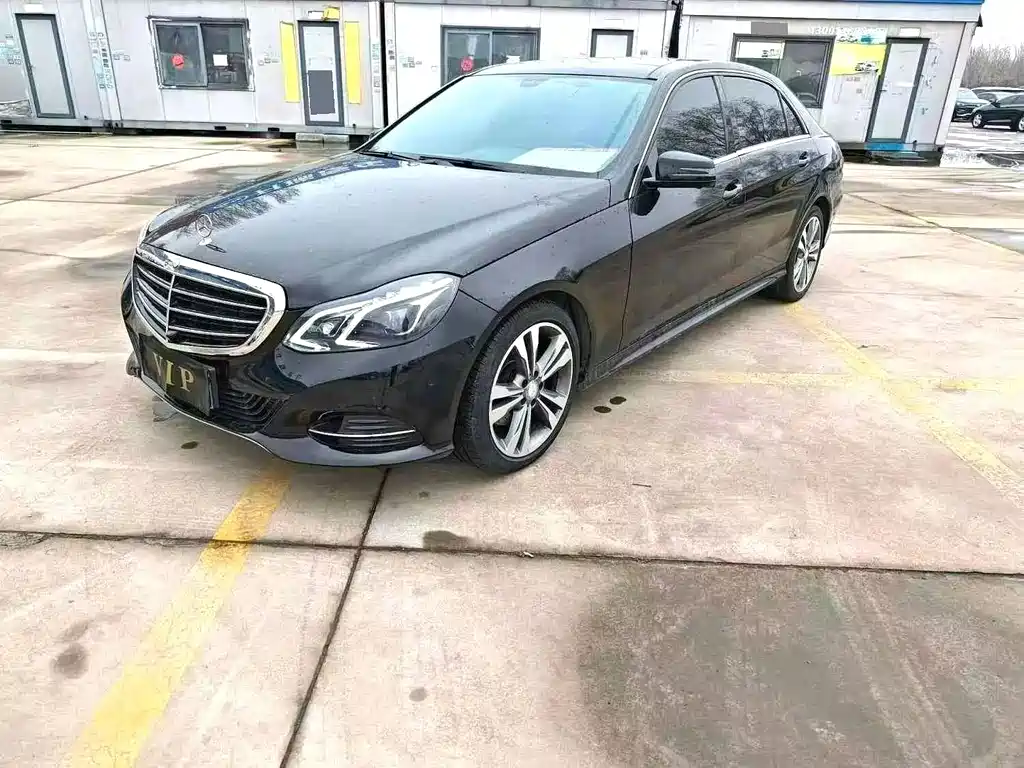 Mercedes-Benz E-Class 2015 — фото 1