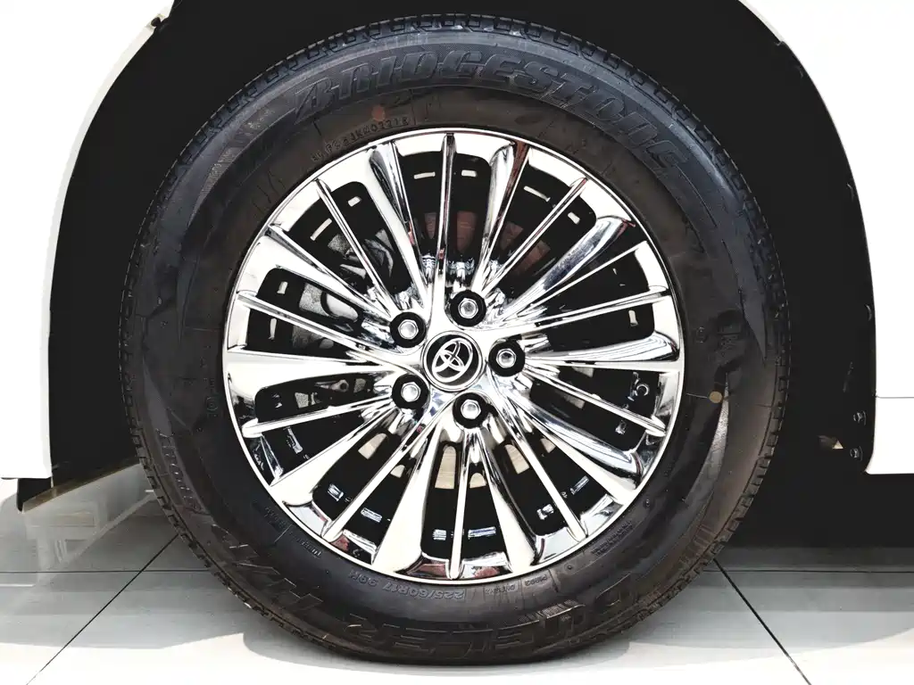 Toyota Vellfire 2021 — фото 14