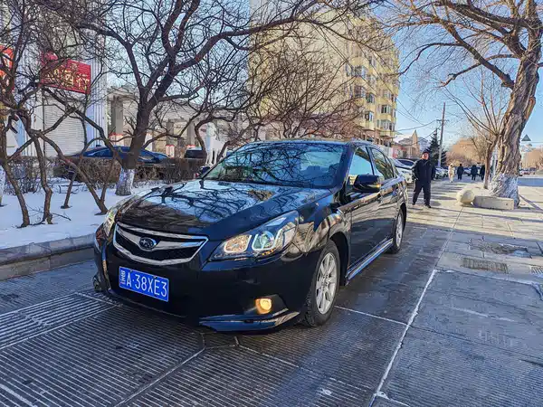 Subaru Legacy 2011
